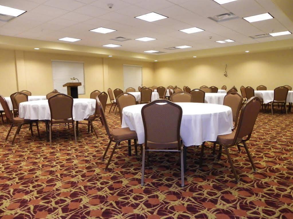 Hotel Express Cruces North By Ihg 2*